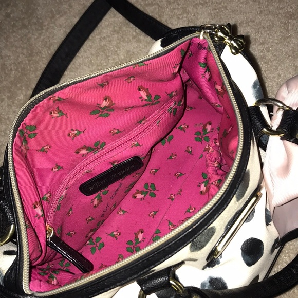 Purse - Picture 2 of 3